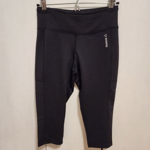 NWT Reebok Speedwick fitted capri